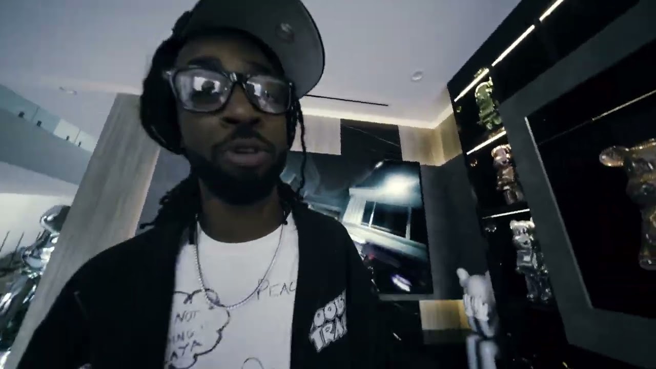 BalloutDaDon - BLACK TRUCKS (Official Music Video)