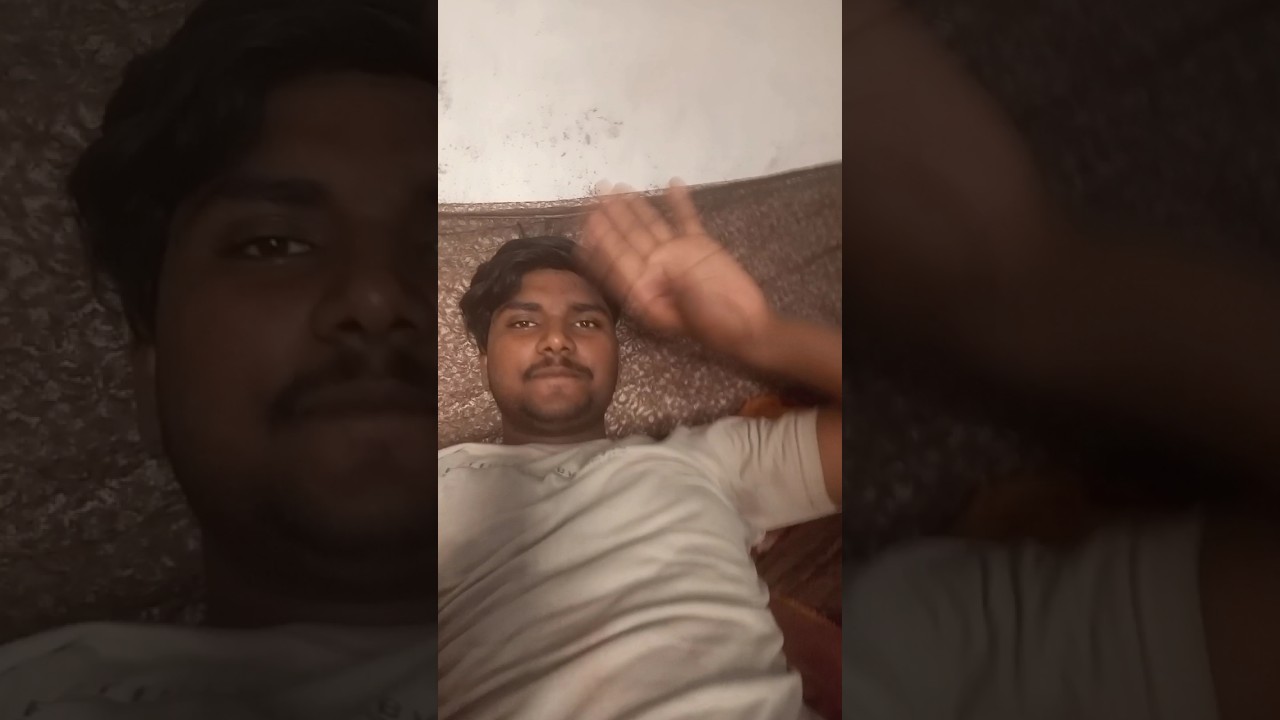 yah mere sabse bahar ka room hai🏘️