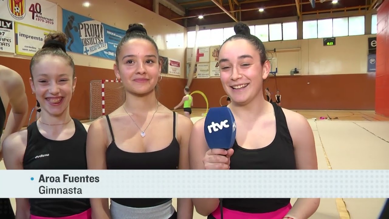 Homenatge a les gimnastes de club Vallesà Rítmica després del campionat d'Espanya