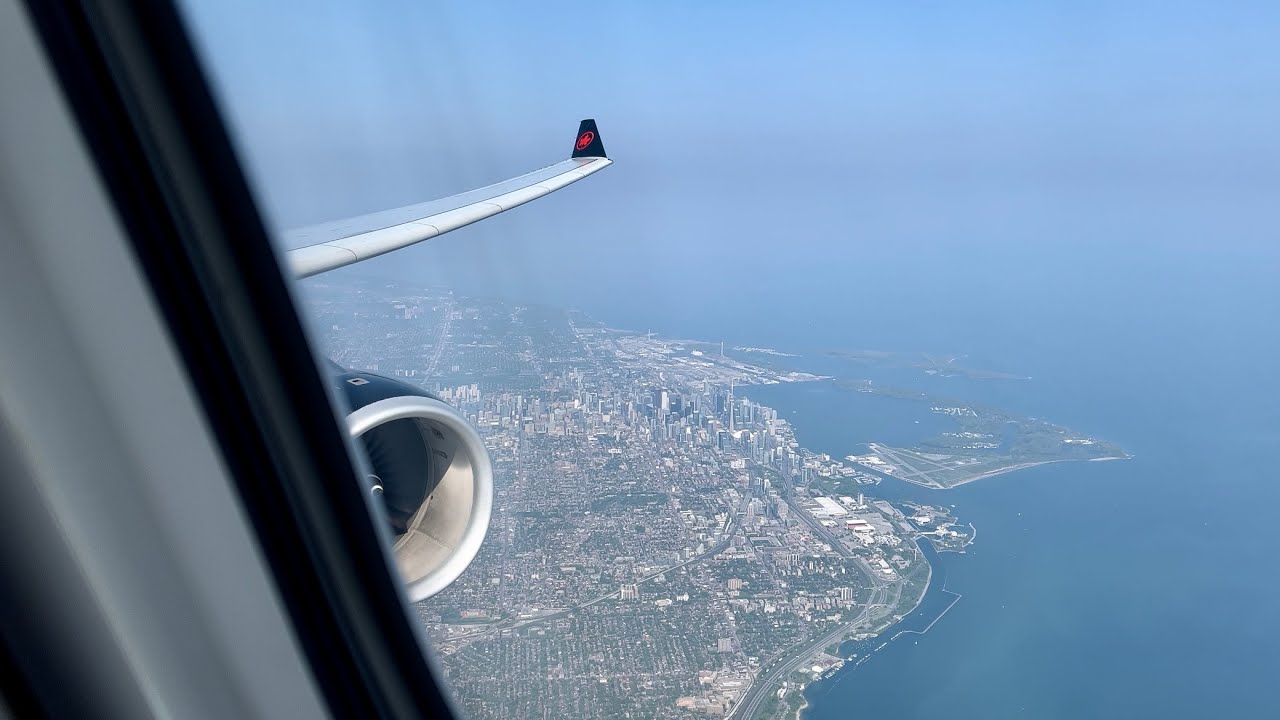Air Canada Airbus A330-300 Sunny Landing at Toronto Pearson | YUL-YYZ