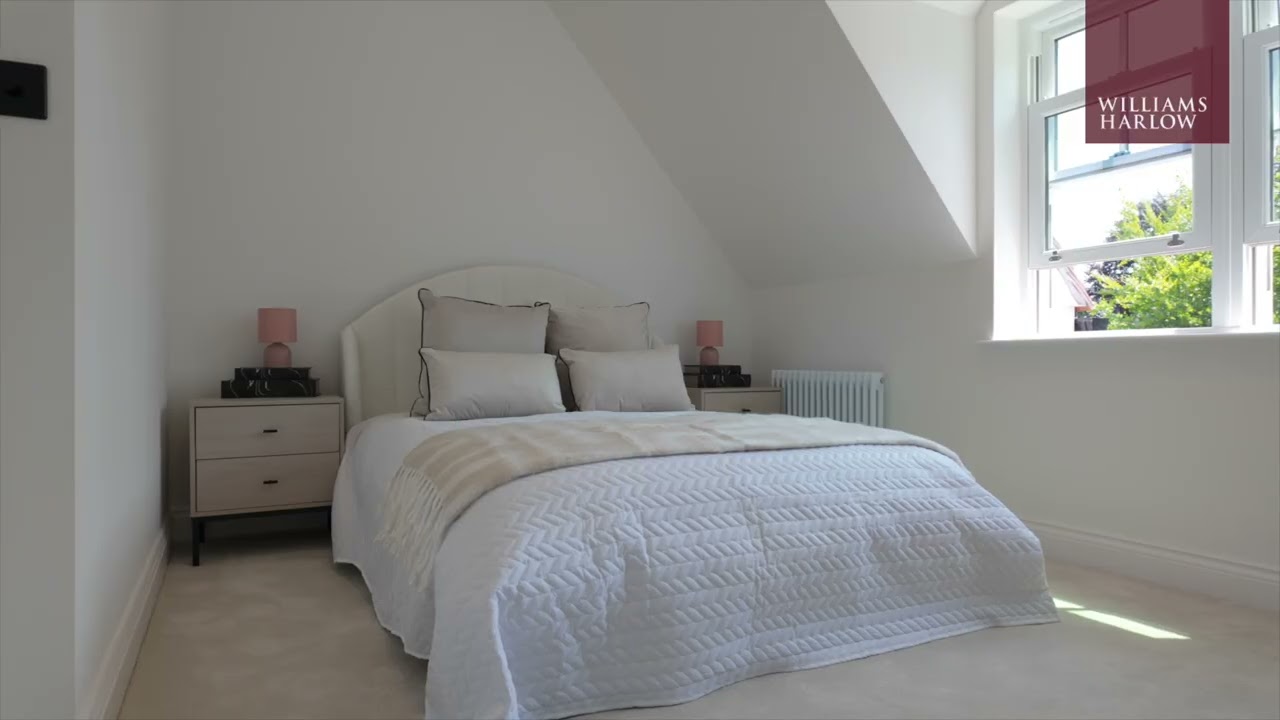 Hollymeoaks Video Tour