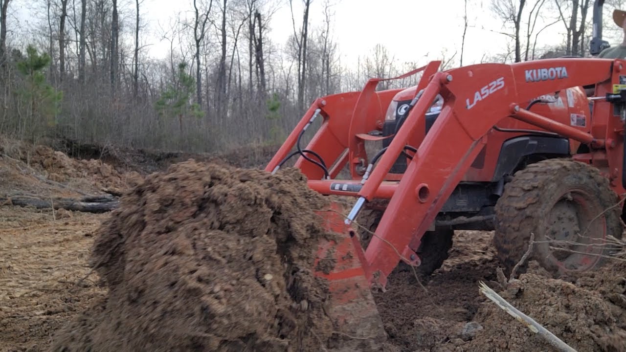 Part 2 of 2 moving some dirt with the Kubota L2501