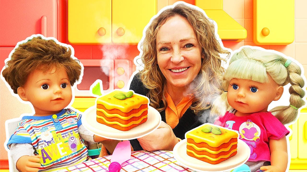 🍝 Leckere Lasagne f&uuml;r Puppen. Kochen mit Play Doh und Nicole &ndash; Spa&szlig; f&uuml;r Kinder 🎨👩&zwj;🍳