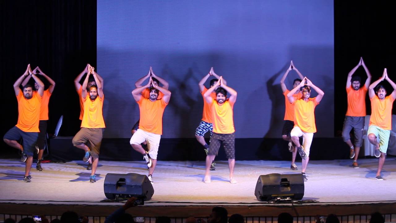 Koko Boys - Funny Dance - Sargam Onam 2016 - Bangalore