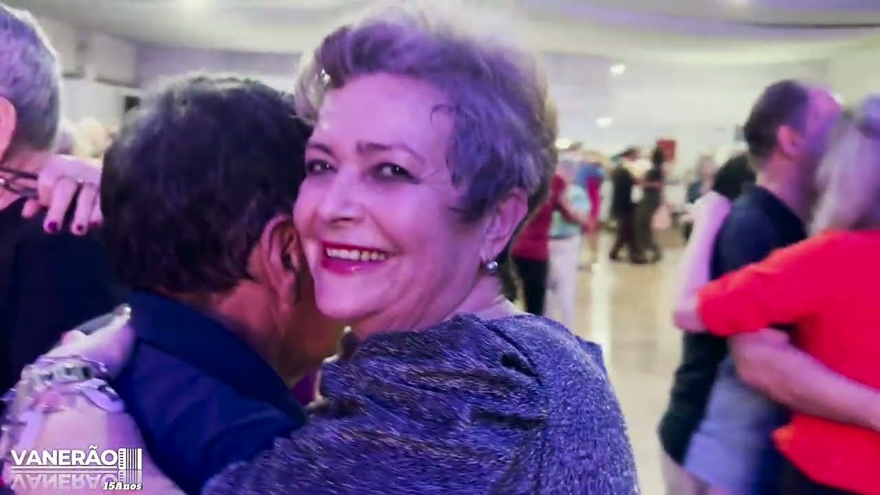 Repertório do CEV Brand - Domingueira da melhor idade em Florianópolis - Grupo Vanerão