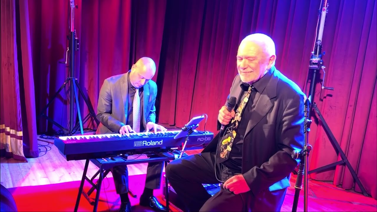 Tribute OLIVER DRAGOJEVIC - David Baumgarten, klavir - Nenad Petković, vokal