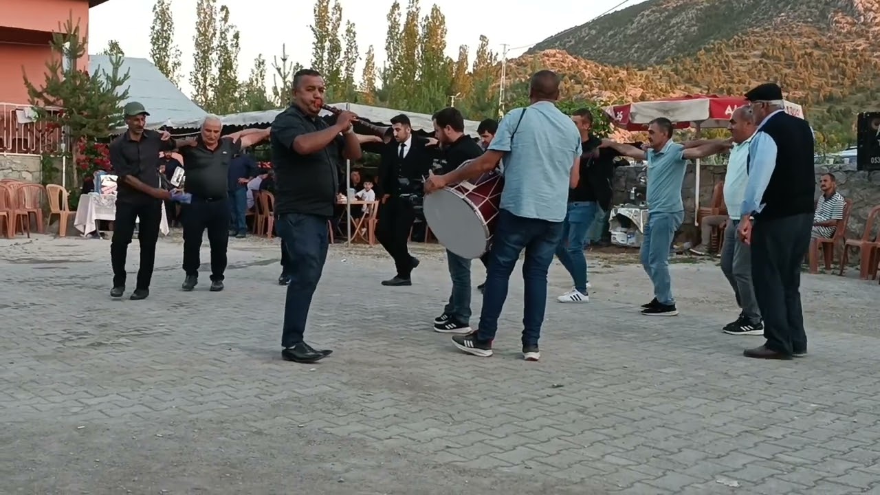 BEDİRKALE KÖYÜ HALAYI (DAVUL-ZURNA)