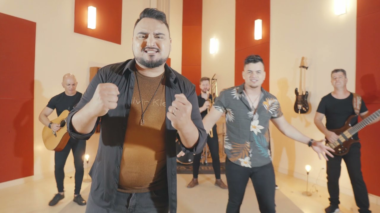 Banda Flor da Serra | DESLIGA O CELULAR (Clipe oficial)