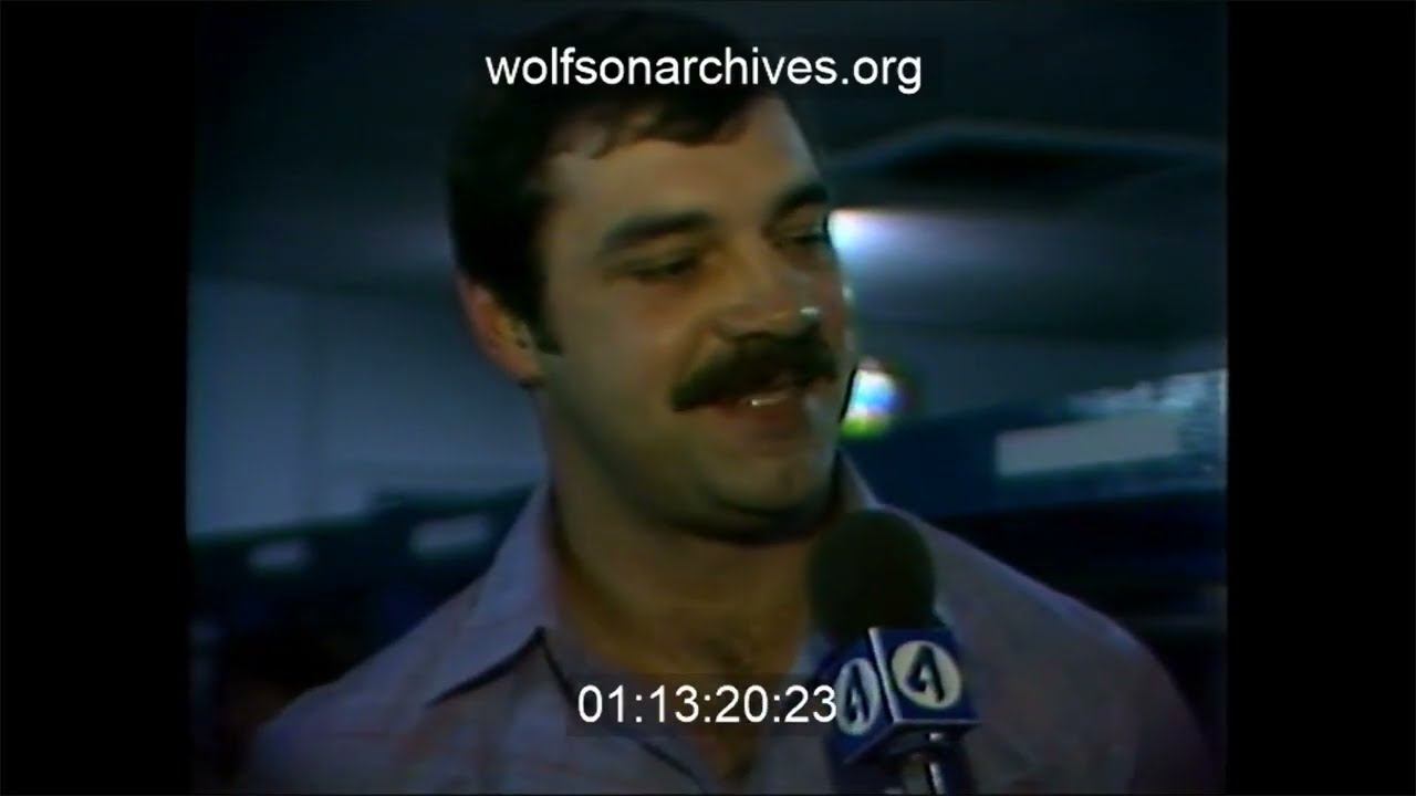 1979-02-22 Larry Csonka returns to the Miami Dolphins