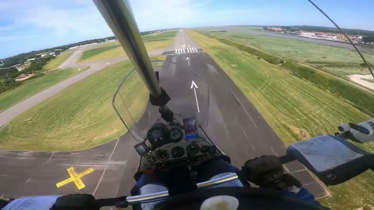 Le Touquet landing in turbulent crosswind