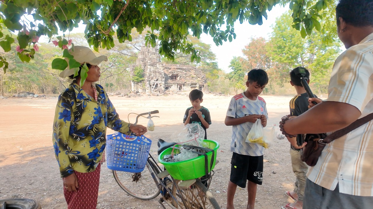 ស្ងាត់ភ្ញៀវទេសចរណ៍ខ្លាំងណាស់ នៅប្រាសាទបន្ទាយឆ្មារ