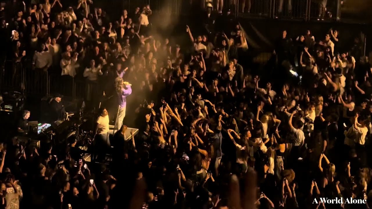 Lorde “A World Alone” Madison Square Garden 10-1-25