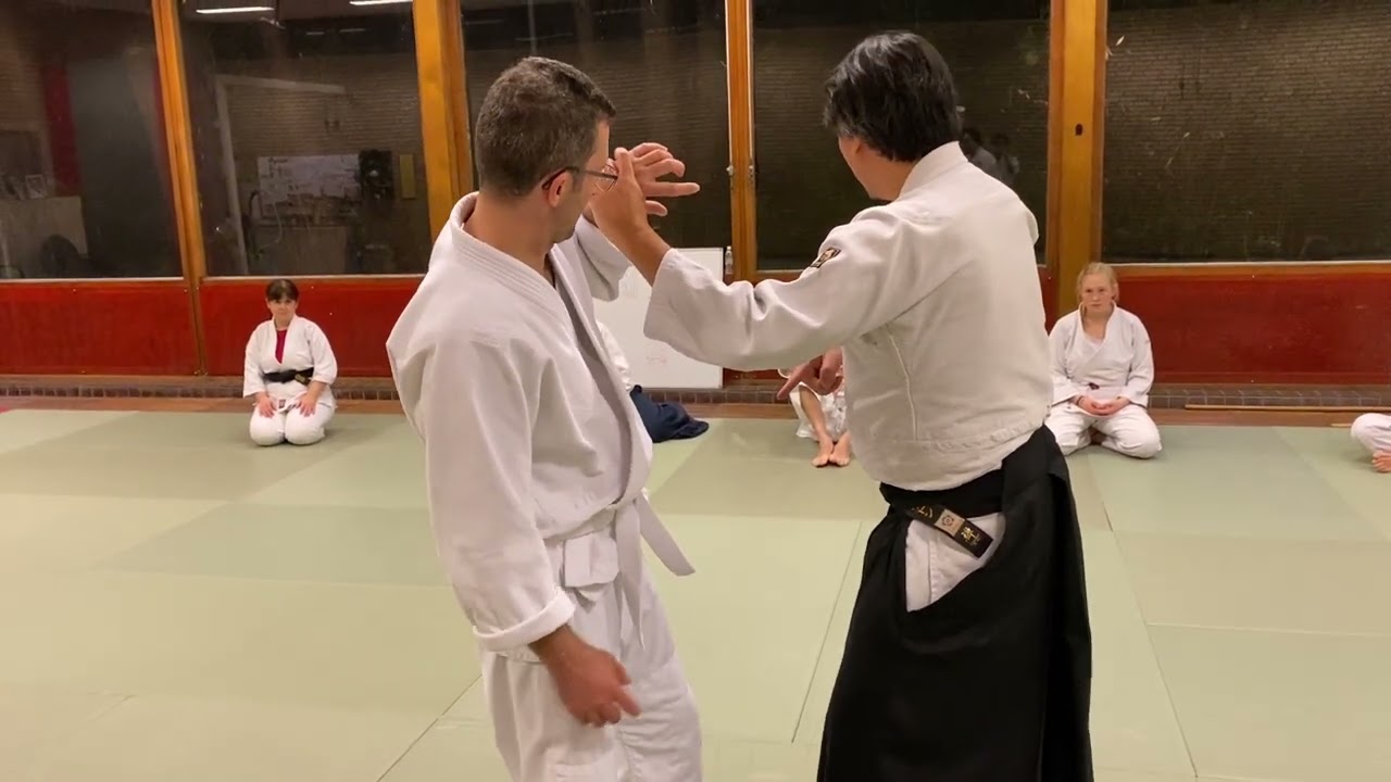 Clifton Sensei, tenkan nikyo klem, Gyaku-Hanmi,   part 2