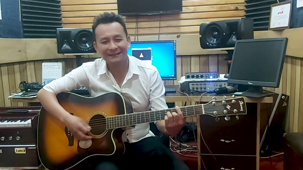 Tum paas aaye~ kuch kuch hota hai...Sharukh khan,kajol Guitar cover by ~ Aaga lama