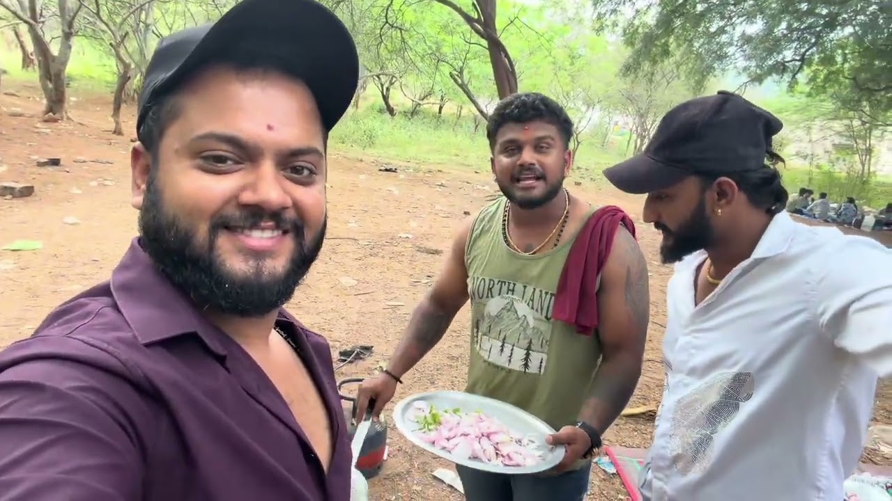 ❤️&zwj;🔥 muthathi temple with my friends ❤️&zwj;🔥￼