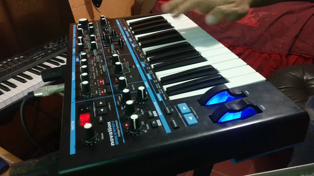 Never gonna give you up Synth Bass cover