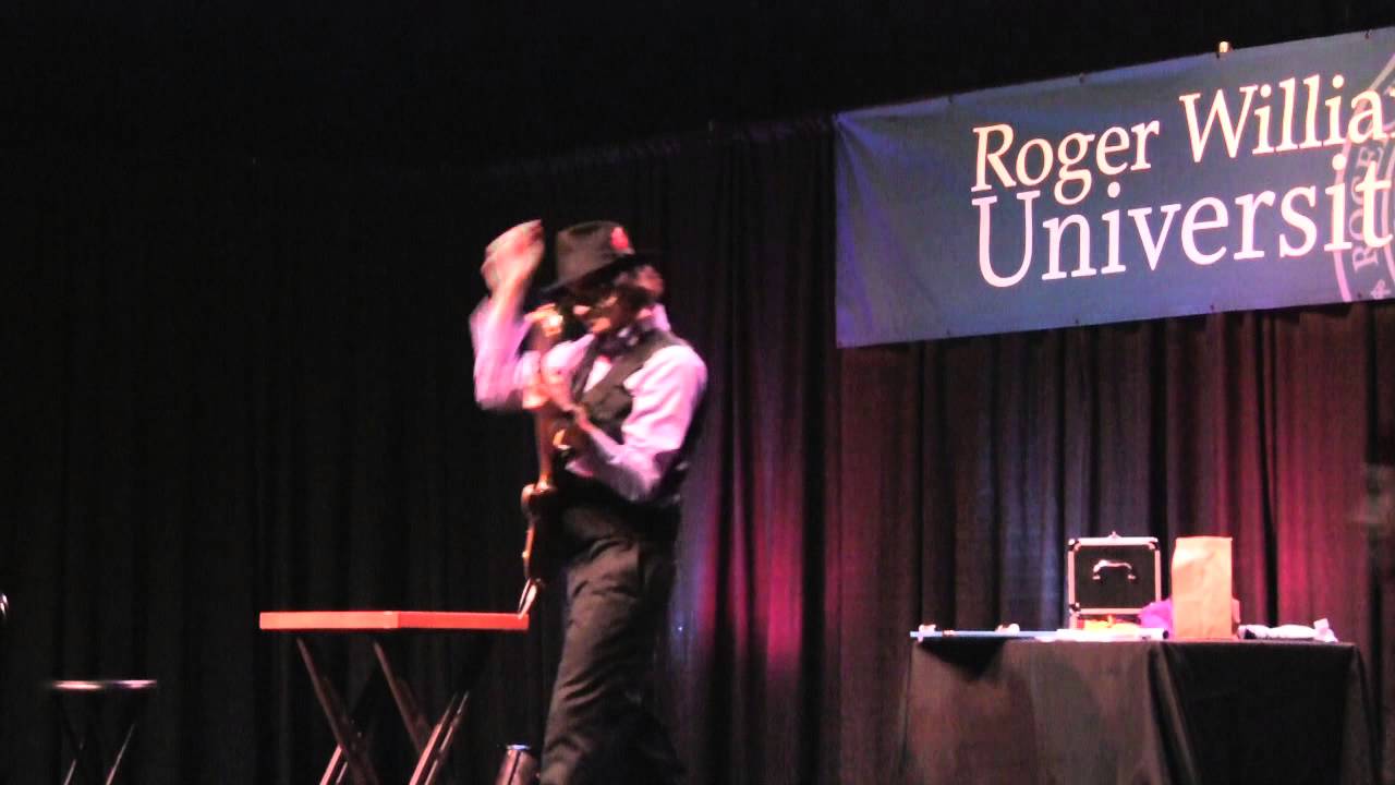 Magician Brian Miller - Musical Looping & Magic (teaser)