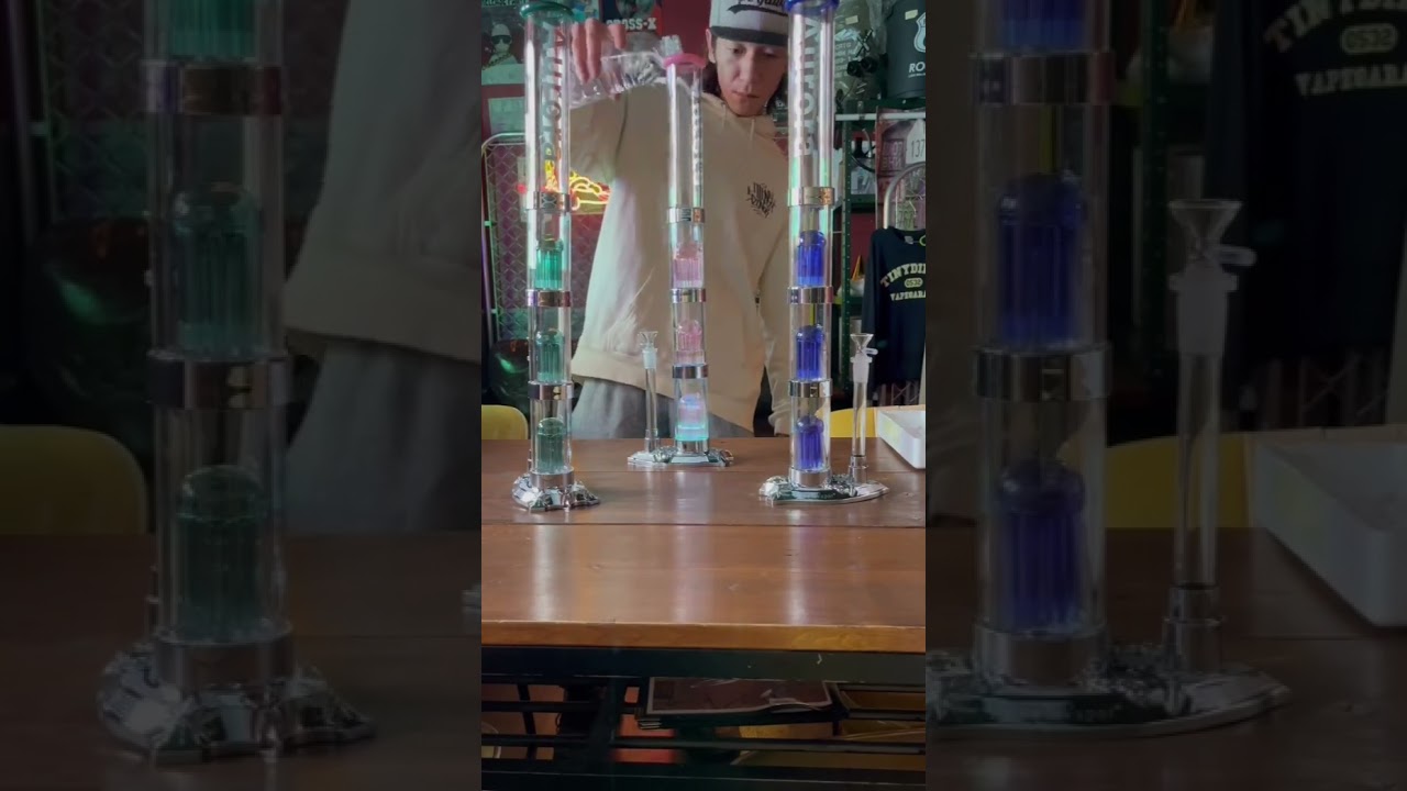 LTQ Vapor Aurora Glass Bong LED付き ガラスボング！！ネットショップ&rarr;  