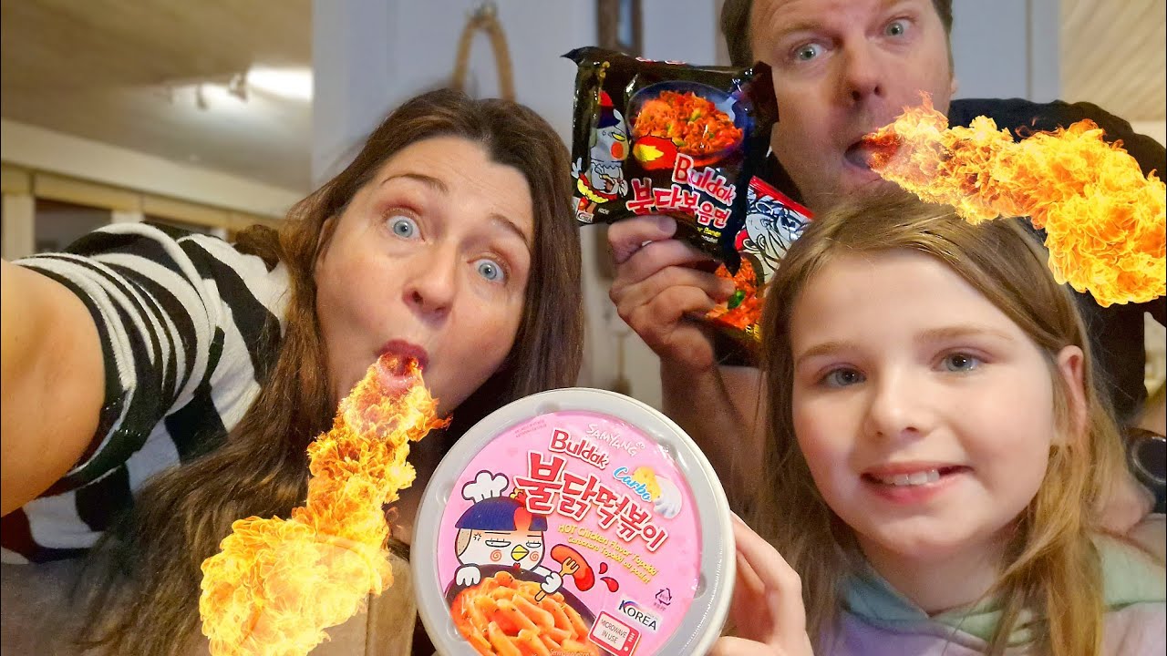 TASTE TESTER NOGLE AF VERDENS STÆRKESTE NUDLER! 🔥