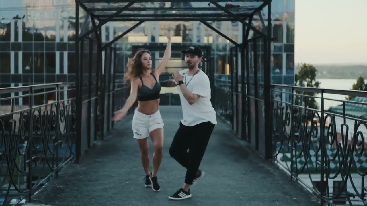 Педагог Crazy Salsa - Артем Бережной