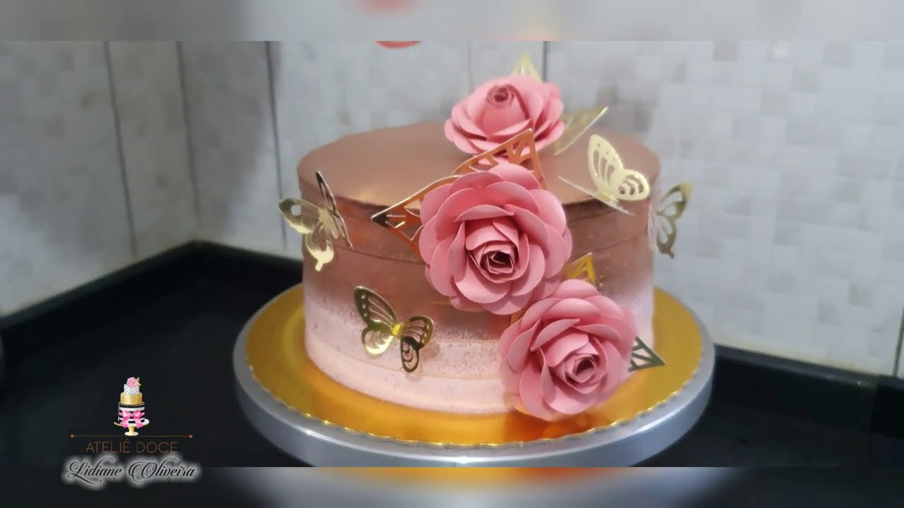 Bolo Dourado Rosê | Ateliê Doce - Lidiane Oliveira