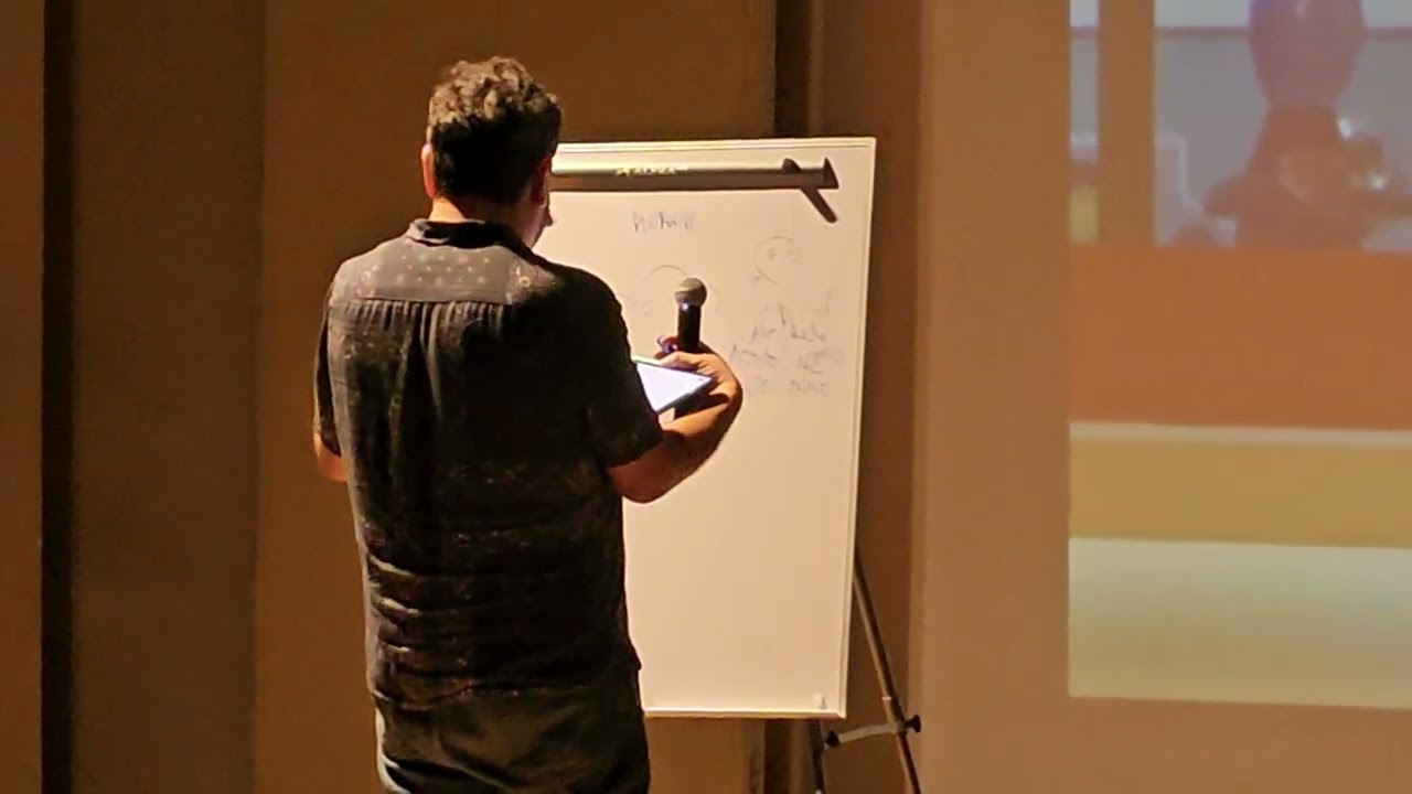 Conferencia Pedro Peirano en el Museo 31 minutos
