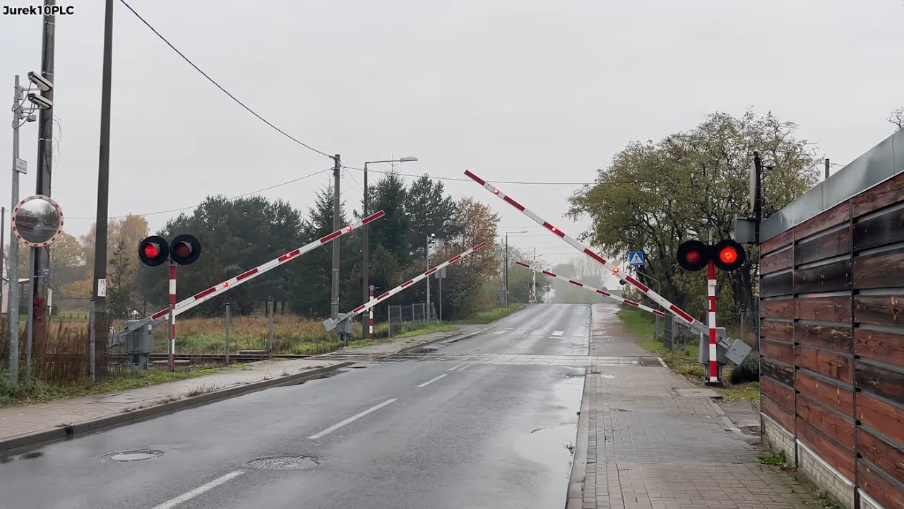 Przejazd kolejowy Krotoszyn, ul. Rawicka [LK816] // Polish Level Crossing