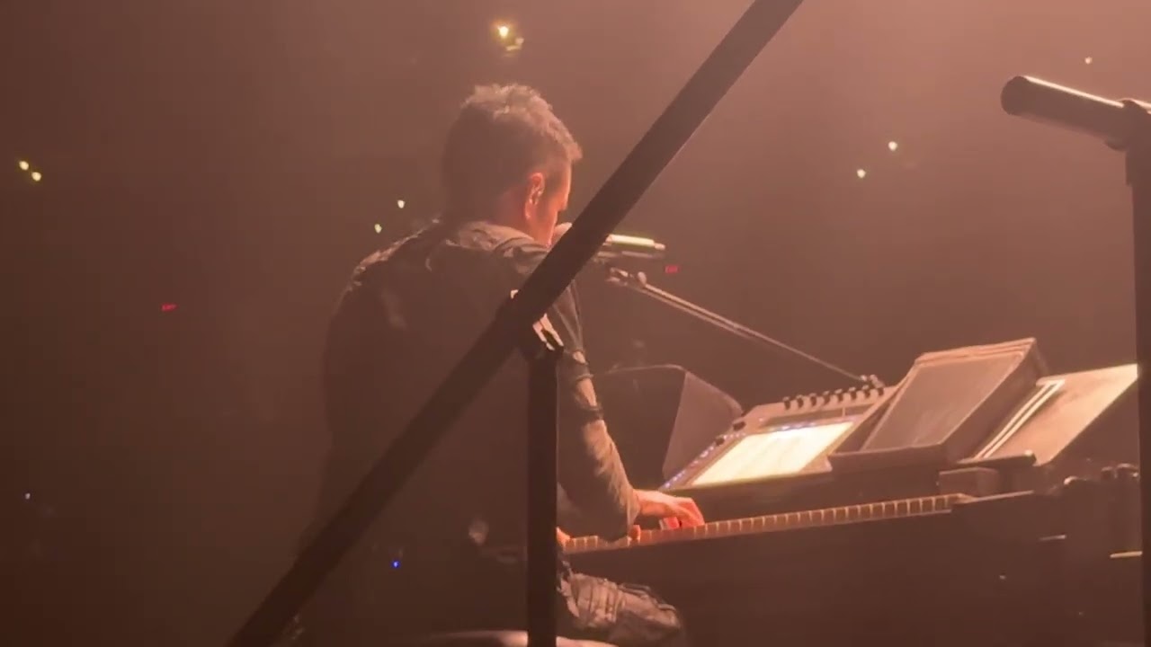 Nine Inch Nails - (You Make It Feel Like) Home - 3/6/26 Desert Diamond Arena Glendale , AZ