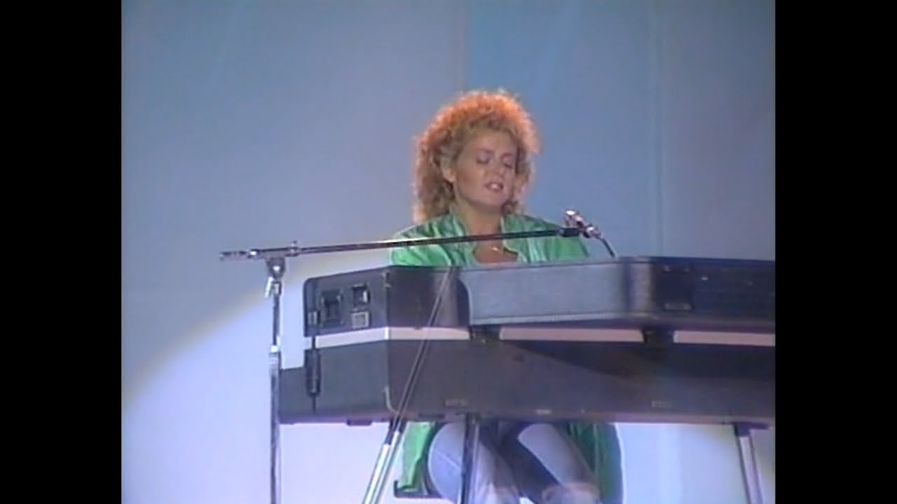 Roberta Voltolini - In cerca d'acqua (Il canzoniere dell'estate - Canzoniere Italiano Pistoia 1985)