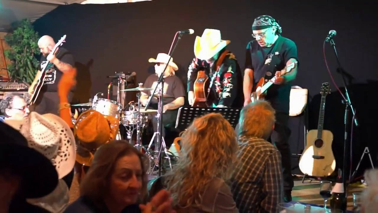 Buddy Dee & the Ghostriders are back in town with their mercury blues