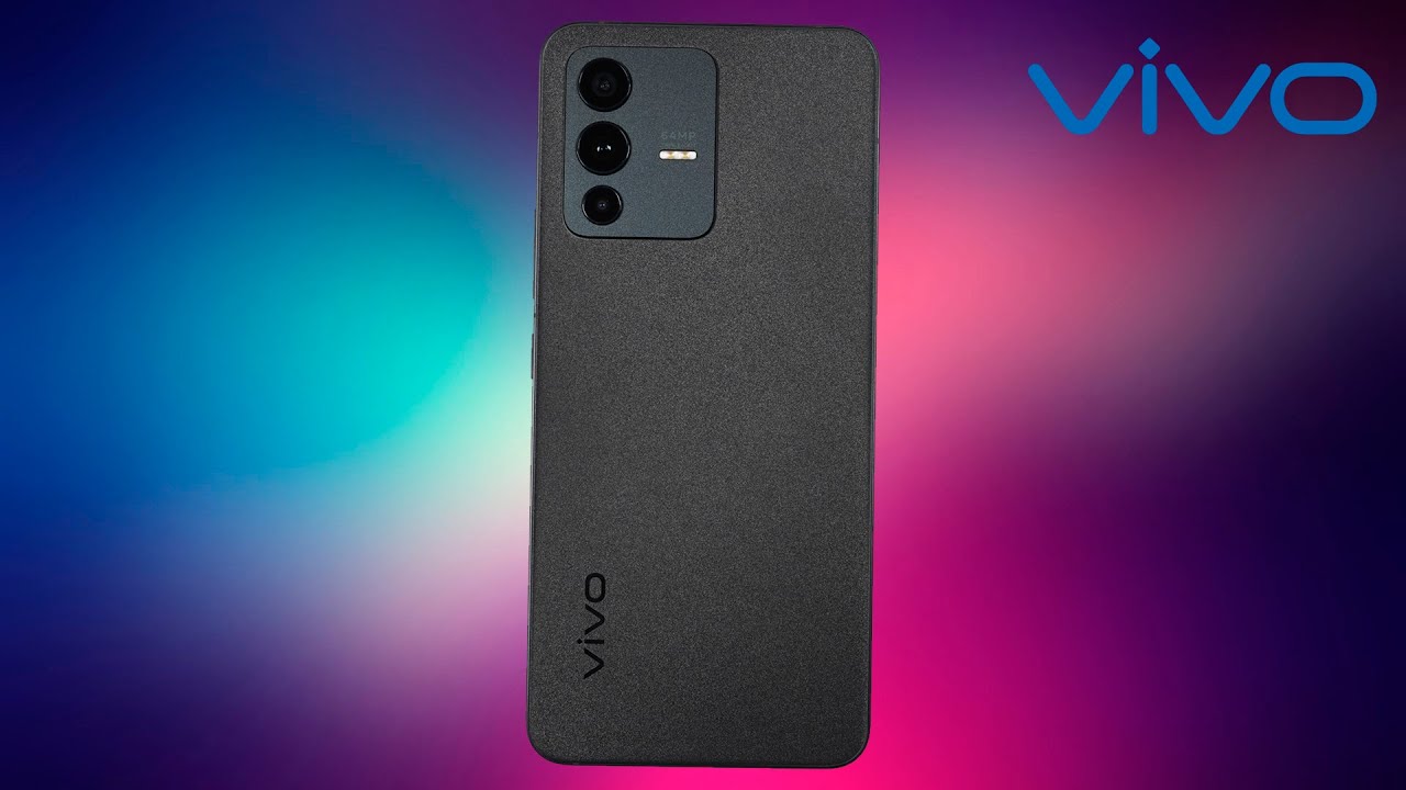 Посмотрим на VIVO V23 | Кого-то напоминает этот смартфон...