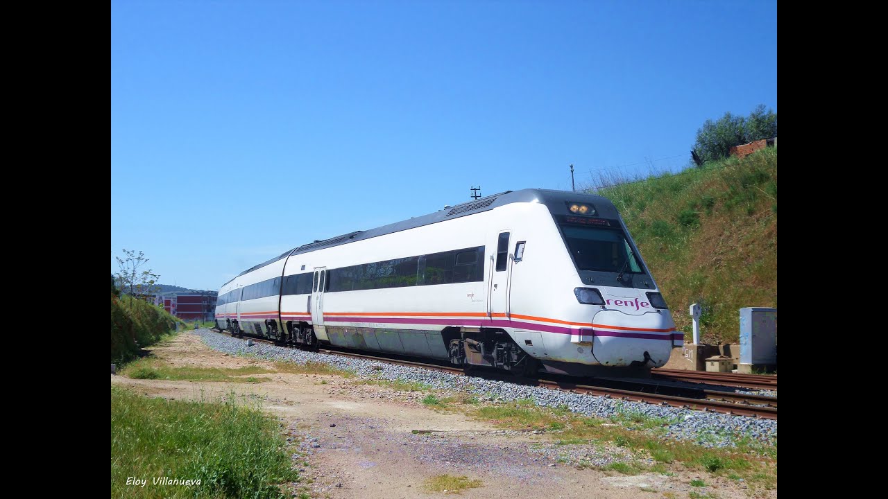 Trenes RENFE serie 598 y 599 por la provincia de Cáceres, Extremadura