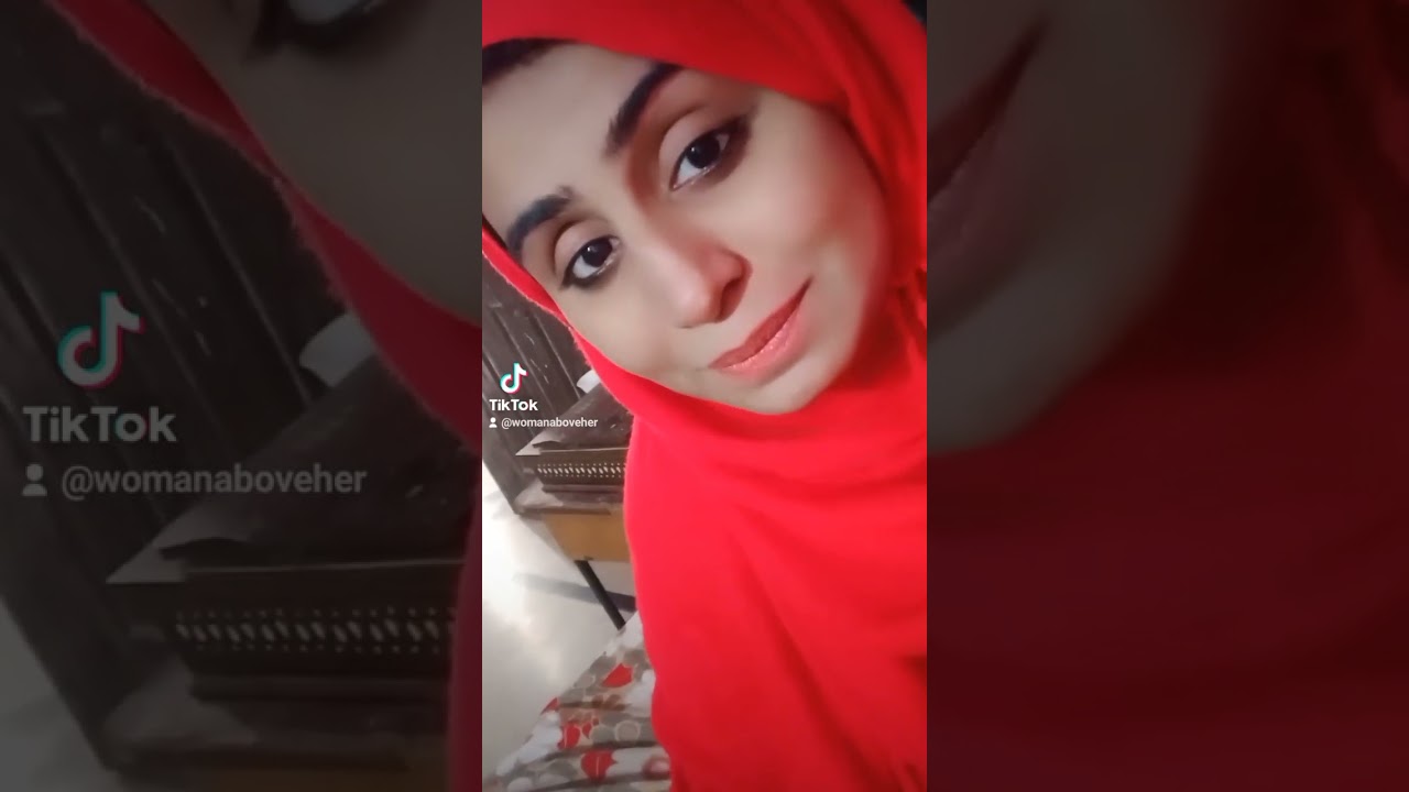 Allah dekh raha hai Sun Raha Hai Jaanta hai