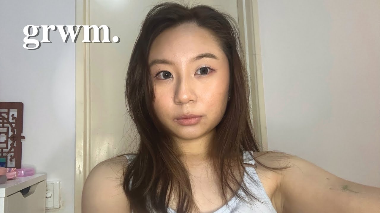 Silver Glitter Glam✨Gray Hapa Kristen Eyes + Cool Tones on Neutral Skin | Kelly T.
