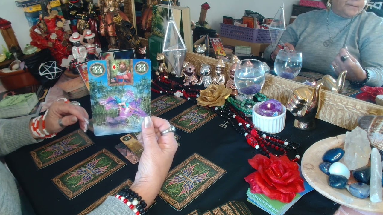O que a(o) Rival🦊 pensa de vcs?Me fala Tarot?(11)989292508 #leituraintuitiva 💃❤️🌹🙏