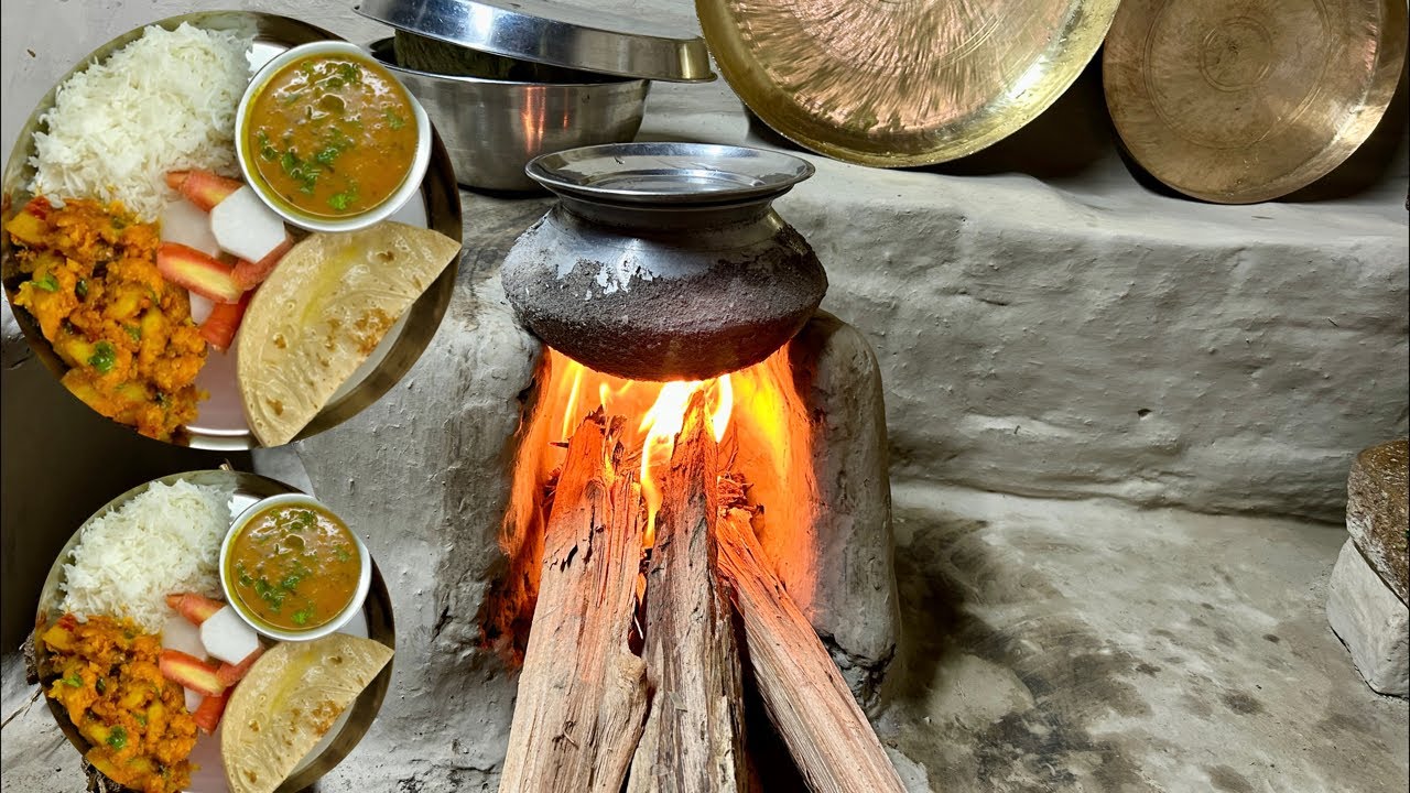 Chulhe par dal chawal sabji roti #villagecooking #livecooking