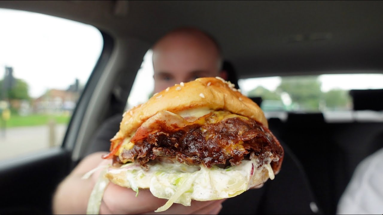 Is this place taking the BURGER and NASHVILLE CHICKEN SCENE BY STORM? - Chika, Birmingham 🇬🇧