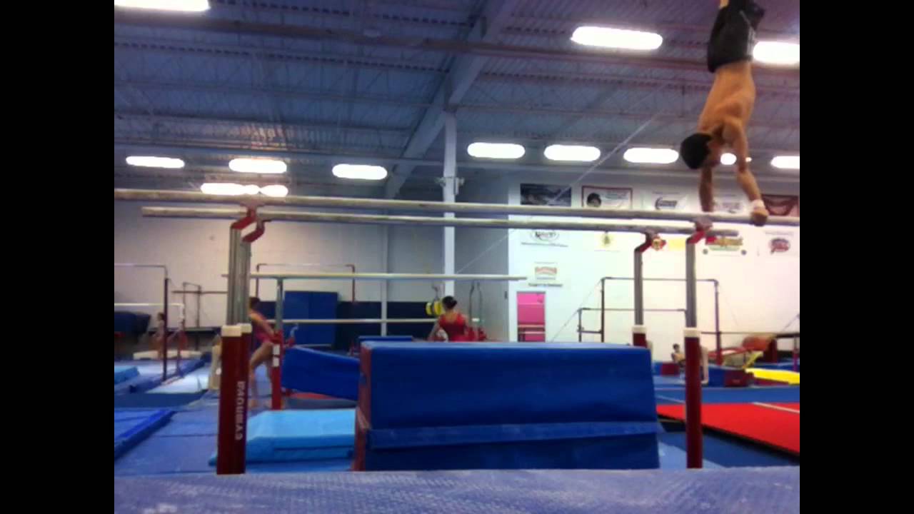 Tippelt - Parallel Bars