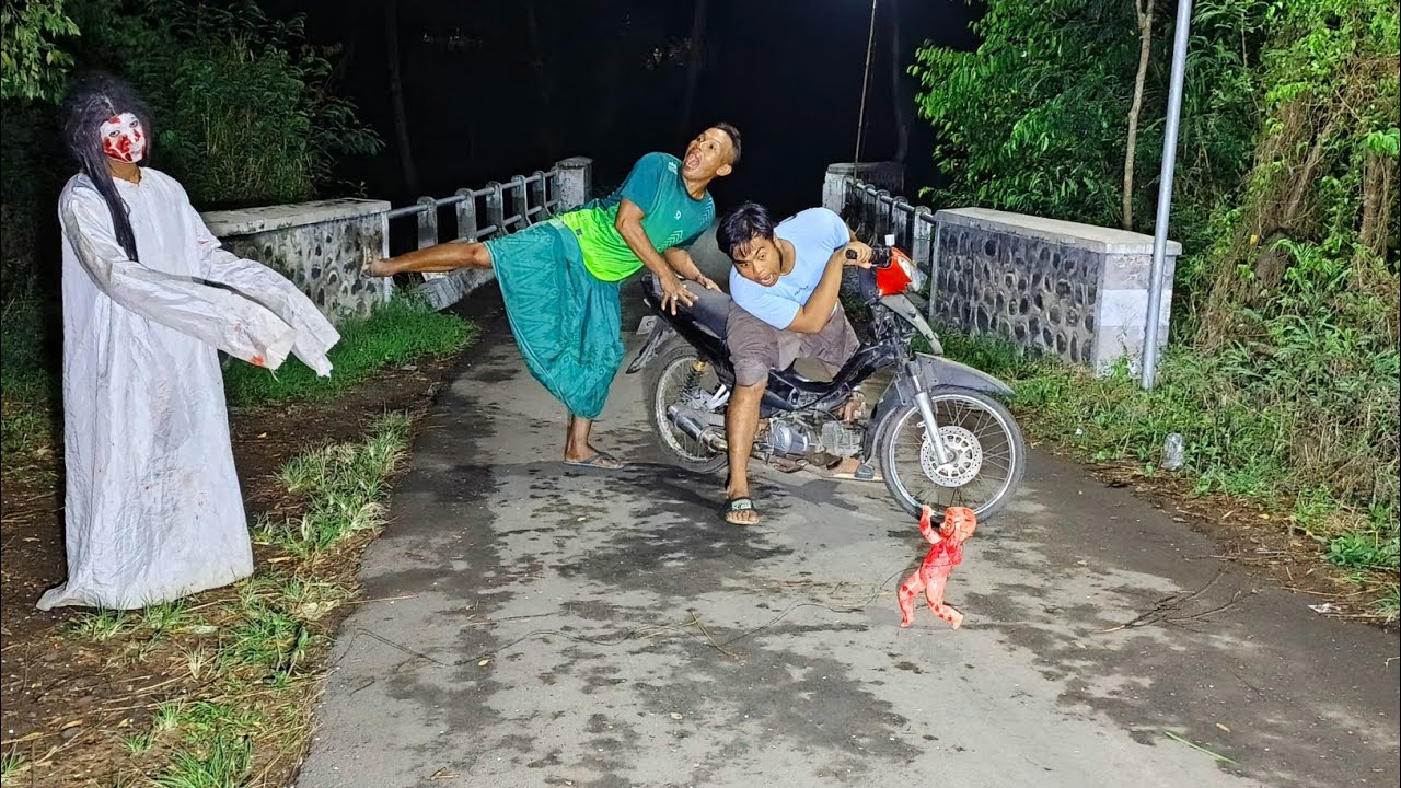 Bayi Kuntilanak Makan Korban !!! Prank Hantu Kuntilanak Paling Usil Se Indonesia