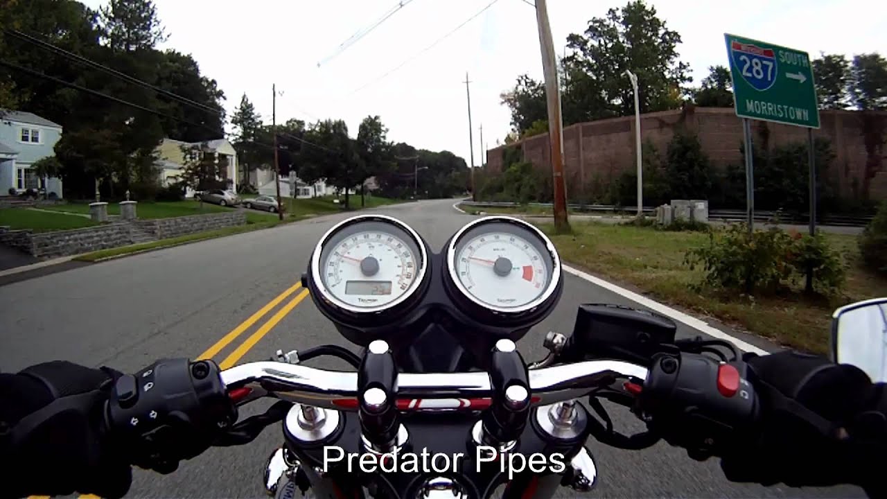 Triumph Thruxton British Customs Predator Exhaust