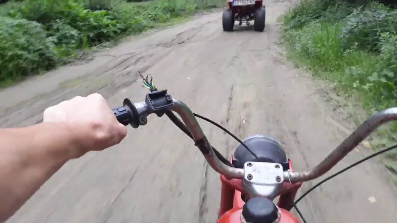 VOZNJA MOTORA PO SUMI #2|APN 4 & HONDA 125