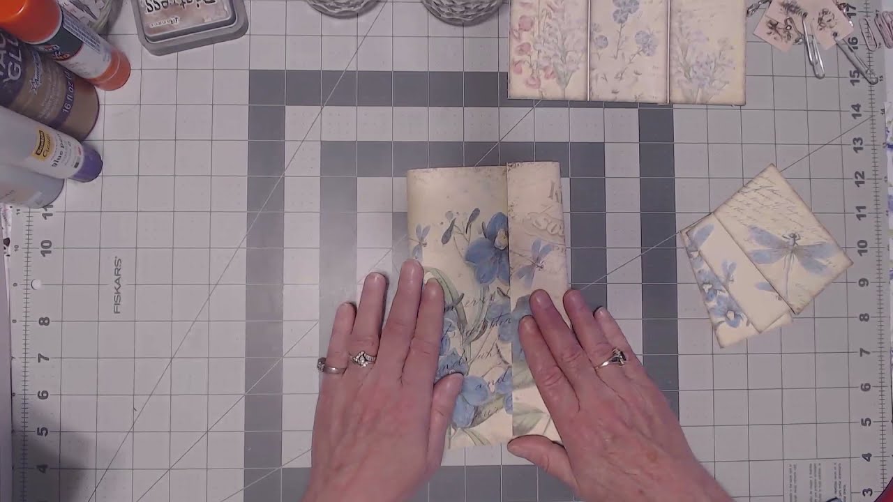 DT PROJECT FOR GI KERR - EPISODE 3 - CREATING A FOLIO AND SHOWING SOME MORE EMBELLISHMENTS