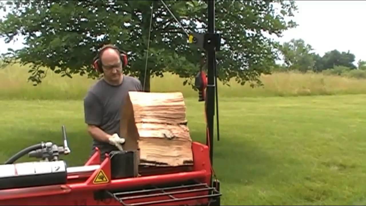 Demonstration of Gorillabac log splitter lift arm equipment Patented 9802800, 9150387