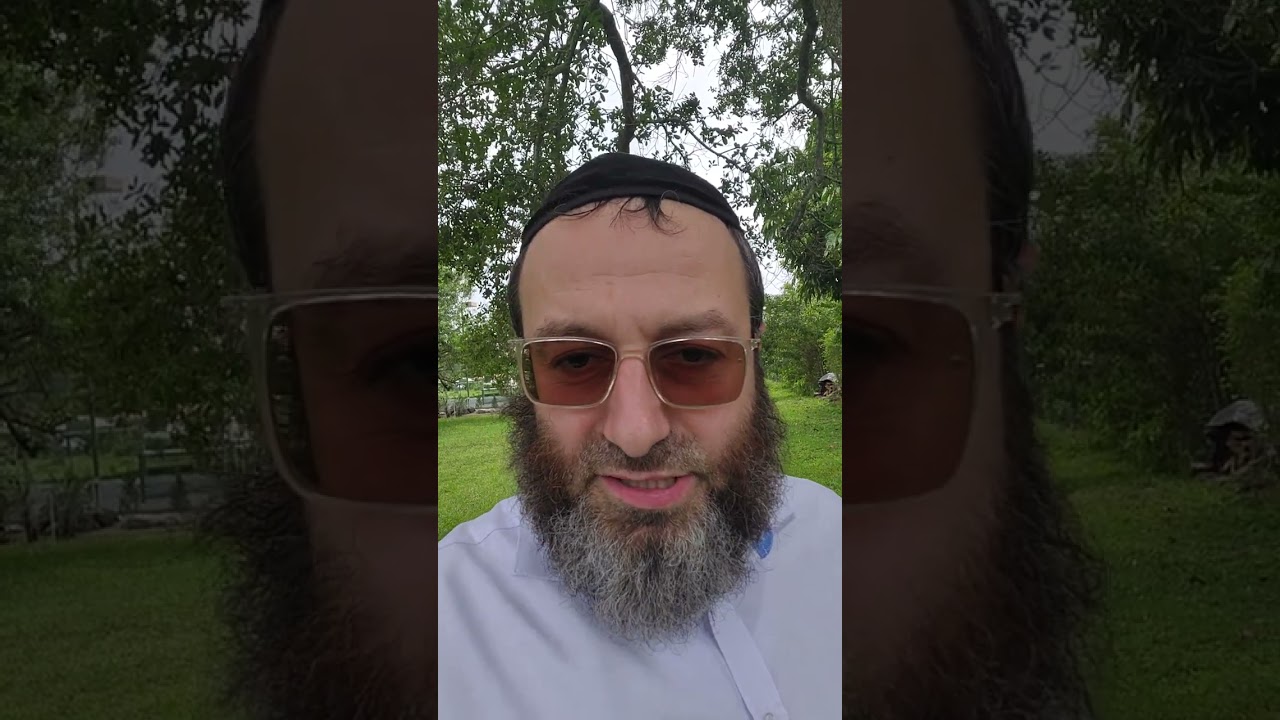 Do Jews prostrate during prayer? if not, why not?