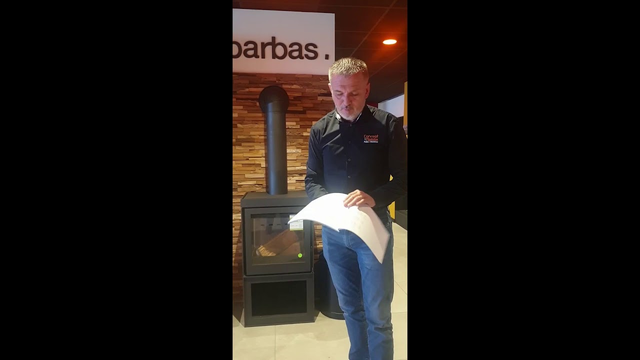 Concept et Flamme   Poêle à bois BARBAS