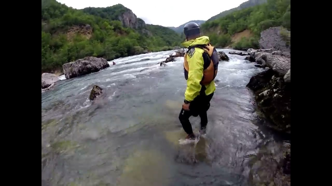 Rafting Tara - #Prevrtanječamca #Raftflip