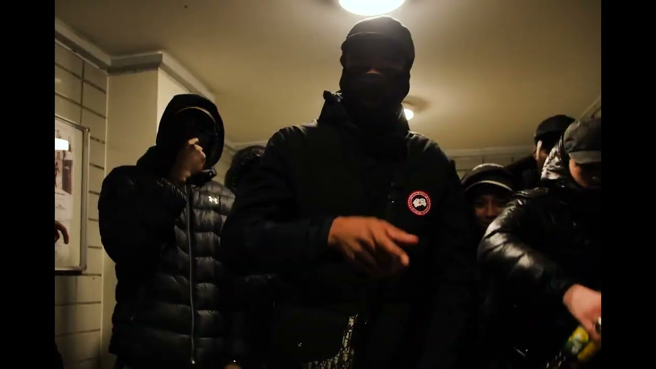 CAÏMAN Ft Vidic - EFFRAYÉ DU BITUME ( Clip Officiel )