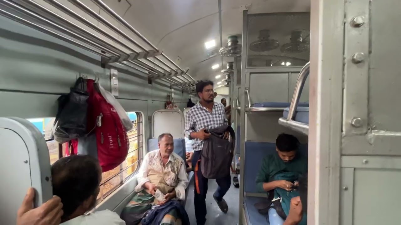 13167 -Agra cantt weekly express (Kolkata to Agra cantt)