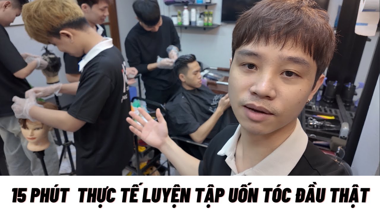 15 Ph&uacute;t Thực Tế Luyện Tập Uốn T&oacute;c Cơ Bản C&ugrave;ng Học Vi&ecirc;n H&ugrave;ng BarberSharing
