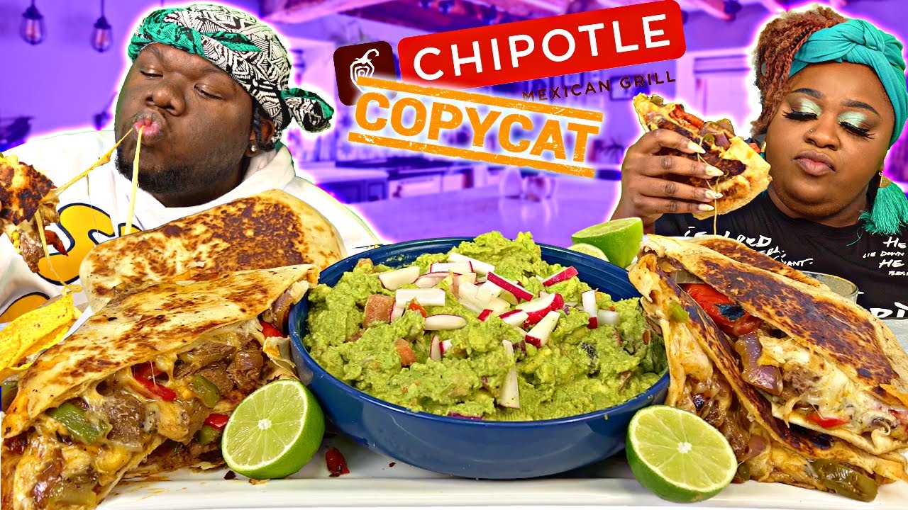 I MADE THE VIRAL CHIPOTLE STEAK QUESADILLA & VINAIGRETTE!! | TIK TOK HACK | EATING SHOW